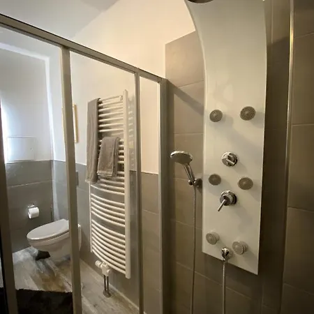 Appartement New Deluxe In Quiet Back House Dresden