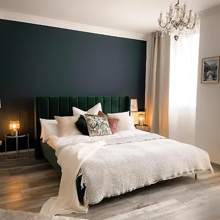 New Deluxe In Quiet Back House * Dresden